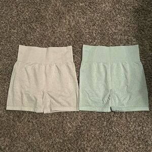 Aoxjox seamless shorts x 2